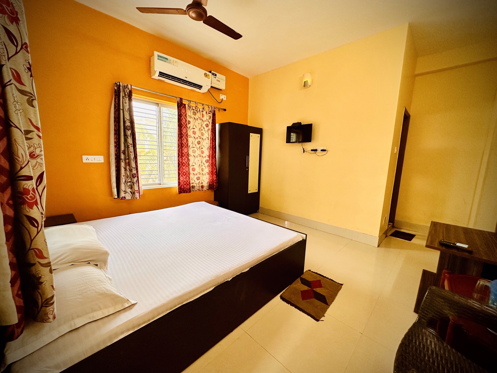 Non AC Room